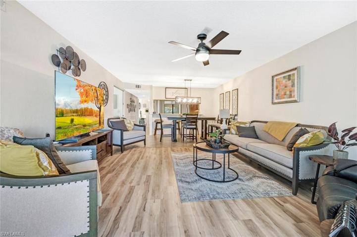 5724 Deauville CIR # H108, NAPLES FL 34112