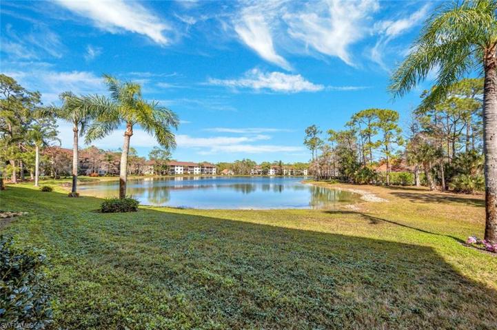 5724 Deauville CIR # H108, NAPLES FL 34112