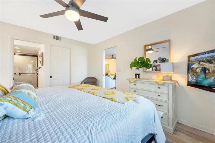 5724 Deauville CIR # H108, NAPLES FL 34112