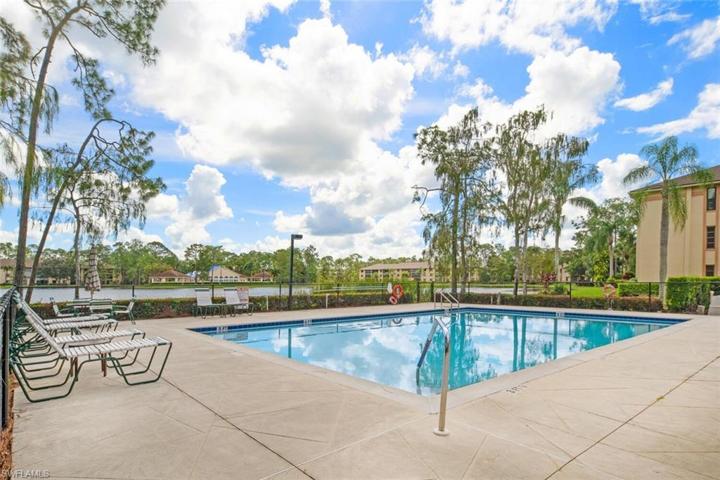 5724 Deauville CIR # H108, NAPLES FL 34112