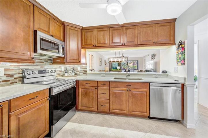 5724 Deauville CIR # H108, NAPLES FL 34112