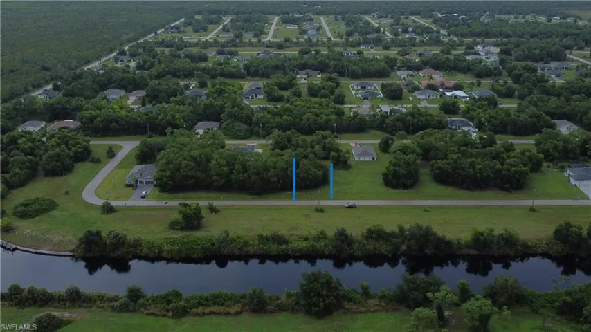 Waterfront lot with direct canal access