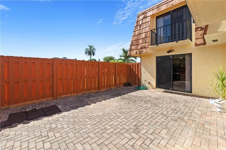1703 Park Meadows Dr 2, Fort Myers, Florida 33907