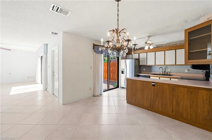 1703 Park Meadows Dr 2, Fort Myers, Florida 33907