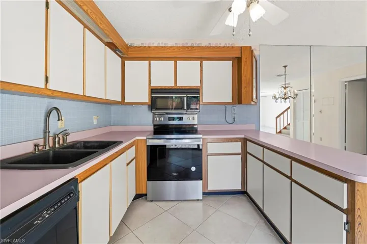 1703 Park Meadows Dr 2, Fort Myers, Florida 33907