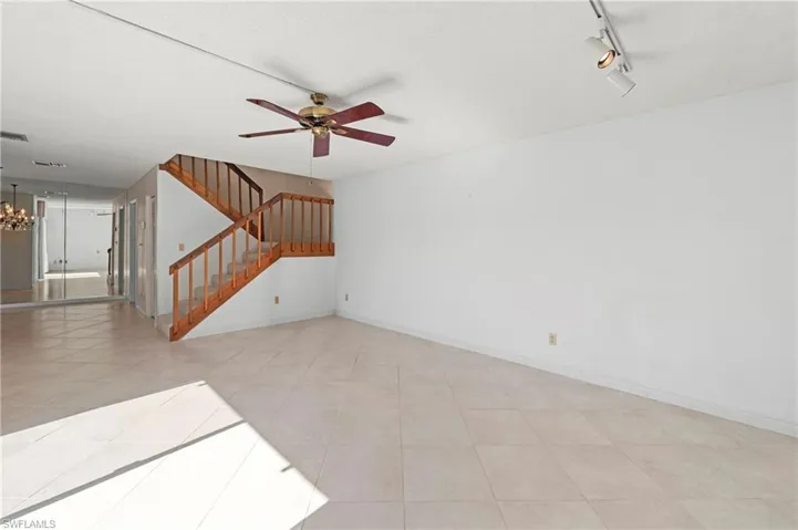 1703 Park Meadows Dr 2, Fort Myers, Florida 33907