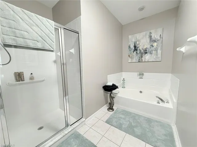 23176 Grassy Pine Dr, Estero, Florida 33928