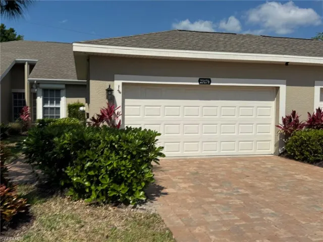 23176 Grassy Pine Dr, Estero, Florida 33928