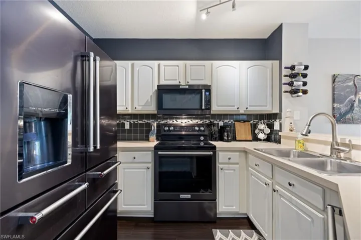 10083 Poppy Hill Dr, Fort Myers, Florida 33966