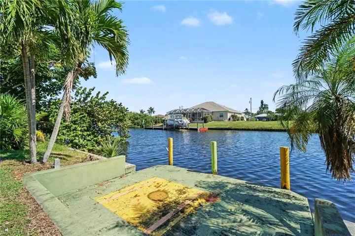 4221 Sw 2nd Ave, Cape Coral, Florida 33914