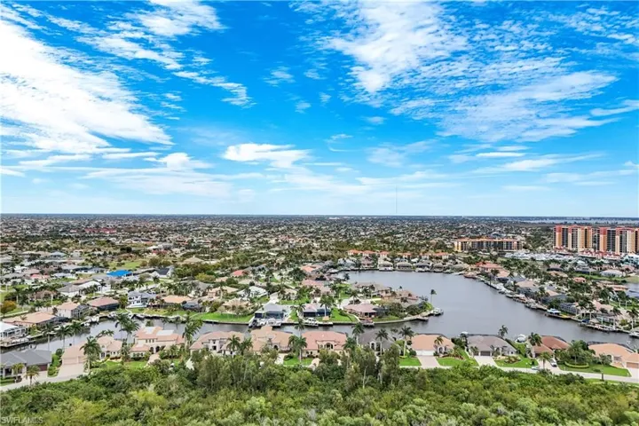5521 Harbour Preserve Cir, Cape Coral, Florida 33914