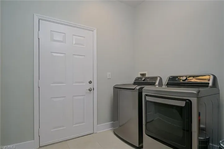 7891 Sanctuary Cir 2, Naples, Florida 34104