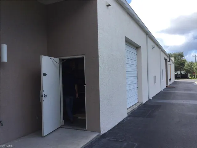overhead door and back door