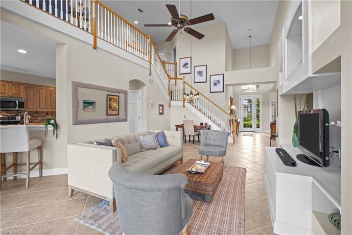 Great room with vaulted ceilings