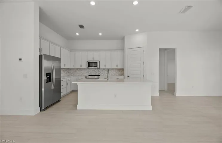4195  Traditions  DR, Ave Maria, FL 34142