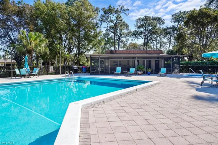 413 Augusta Blvd 105, Naples, Florida 34113