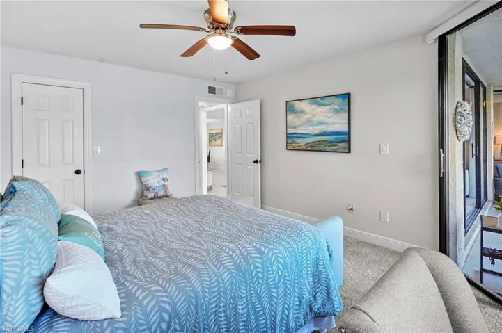 413 Augusta Blvd 105, Naples, Florida 34113