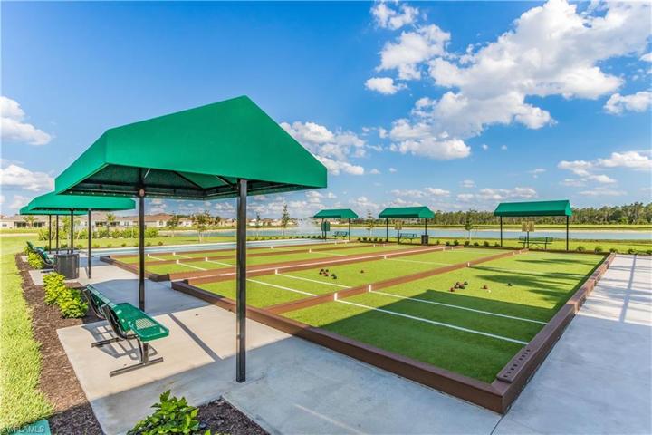 Bocce Ball & Shuffleboard