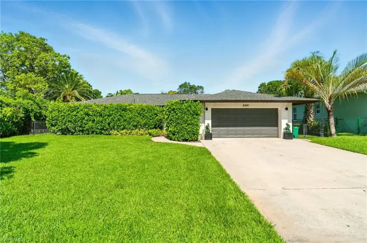 2491  43rd SW ST, Naples, FL 34116