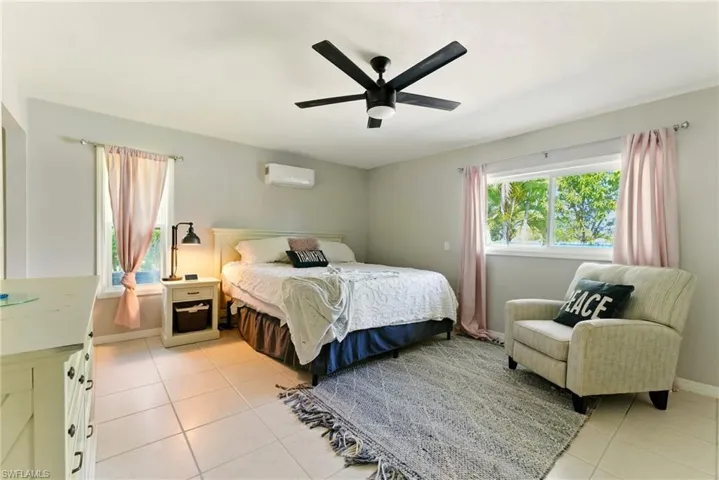 2491  43rd SW ST, Naples, FL 34116