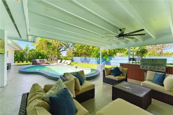 2491  43rd SW ST, Naples, FL 34116