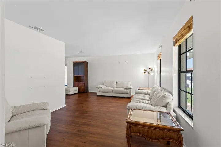 145 Bayshore Ct, Punta Gorda, Florida 33950