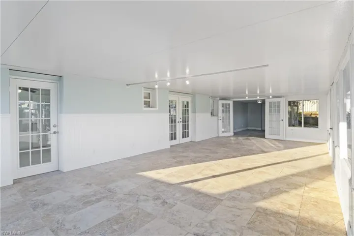 2631 Bayshore Dr, Matlacha, Florida 33993