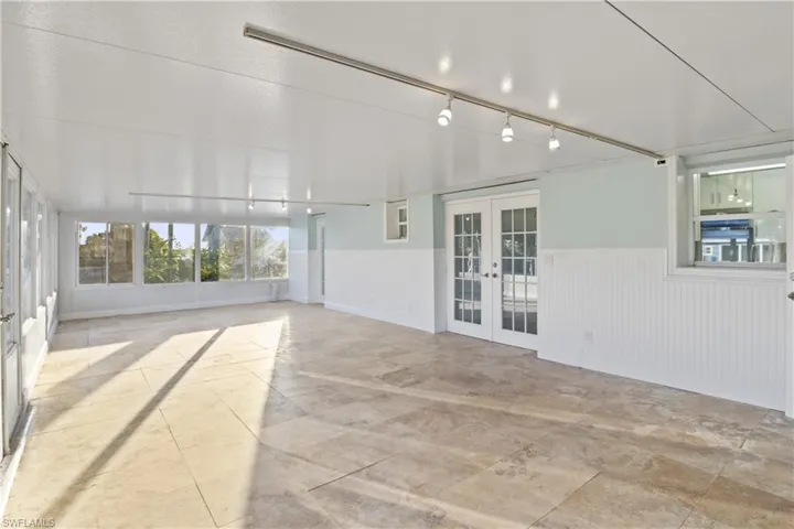 2631 Bayshore Dr, Matlacha, Florida 33993