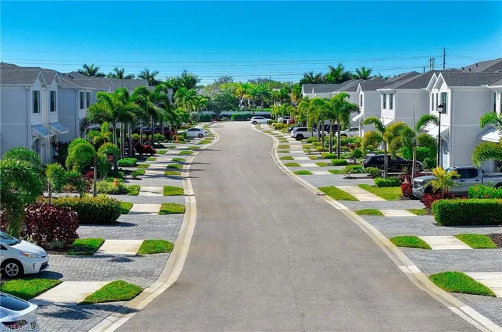 13045 Pembroke Dr, Naples, Florida 34105