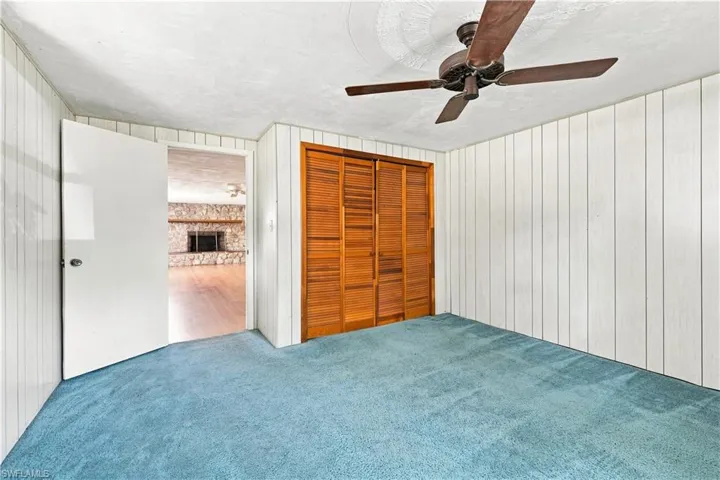5290 Cypress Ln, Naples, Florida 34113