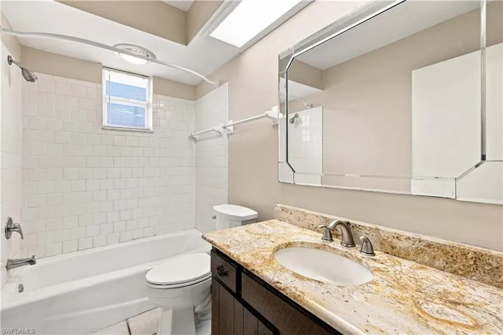 5290 Cypress Ln, Naples, Florida 34113