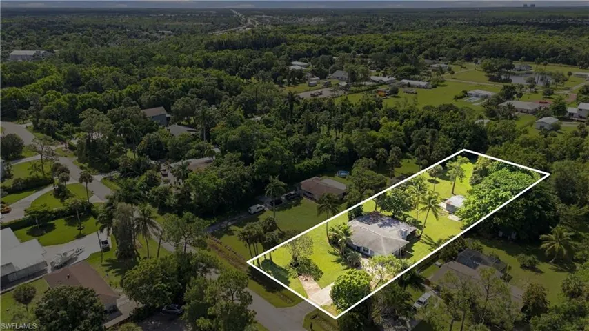 5290 Cypress Ln, Naples, Florida 34113