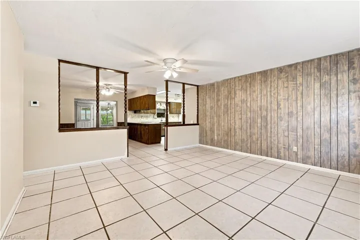 5290 Cypress Ln, Naples, Florida 34113