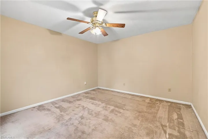 5290 Cypress Ln, Naples, Florida 34113