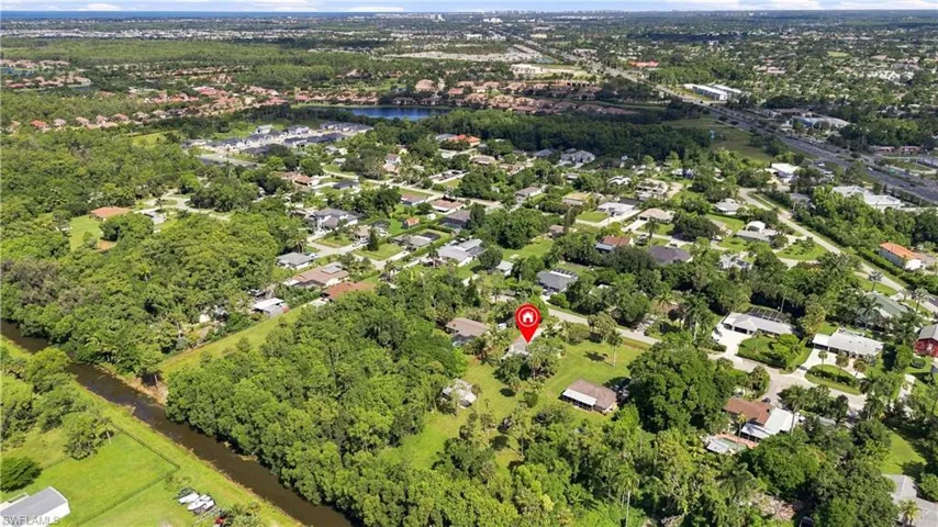 5290 Cypress Ln, Naples, Florida 34113