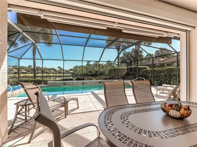 POOL AND SPA- ENJOY THE EASTERN SUN EACH MORNING