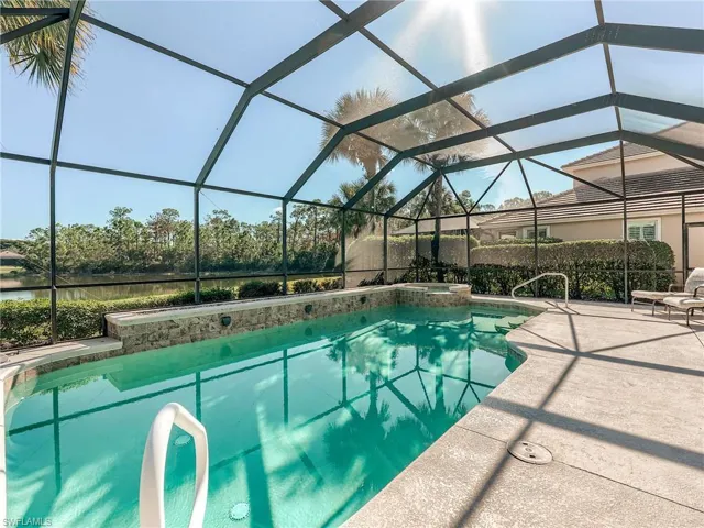 A REAL SWIMMERS POOL