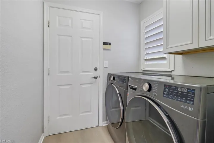 6988  Burnt Sienna  CIR, Naples, FL 34109