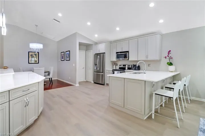 6988  Burnt Sienna  CIR, Naples, FL 34109