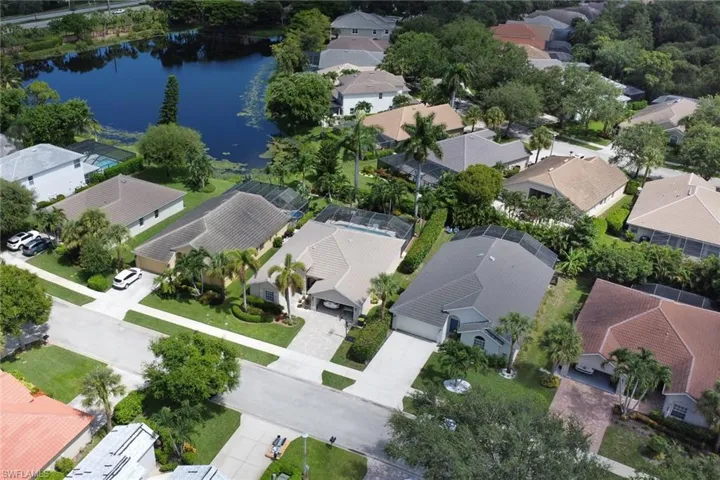 6988  Burnt Sienna  CIR, Naples, FL 34109