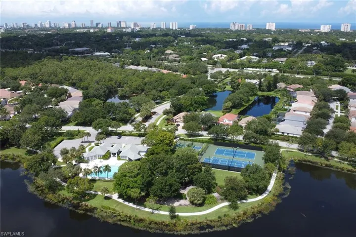 6988  Burnt Sienna  CIR, Naples, FL 34109