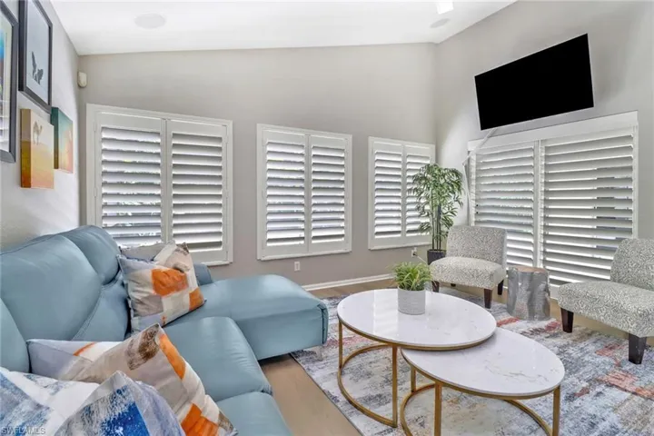 6988  Burnt Sienna  CIR, Naples, FL 34109