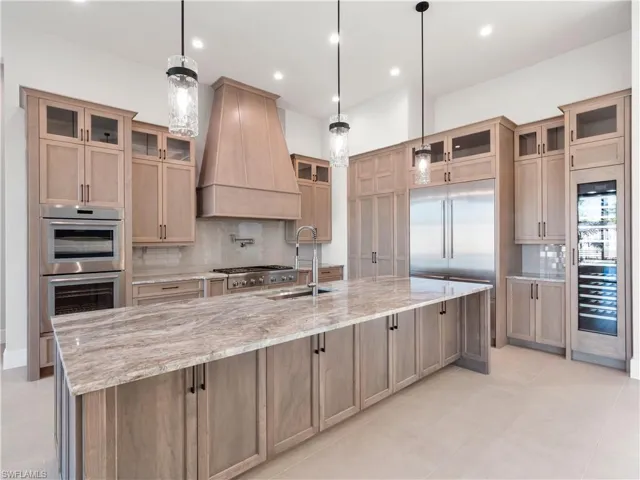 111  Montrose  DR, Fort Myers, FL 33919