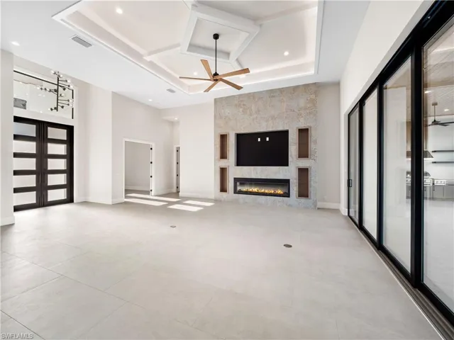 111  Montrose  DR, Fort Myers, FL 33919