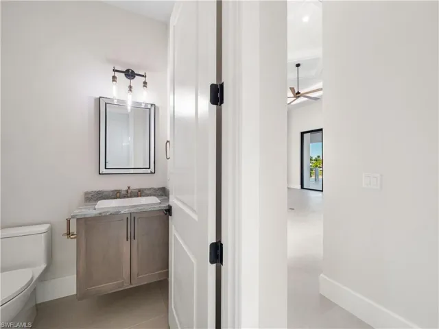 111  Montrose  DR, Fort Myers, FL 33919