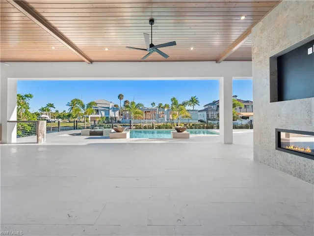 111  Montrose  DR, Fort Myers, FL 33919