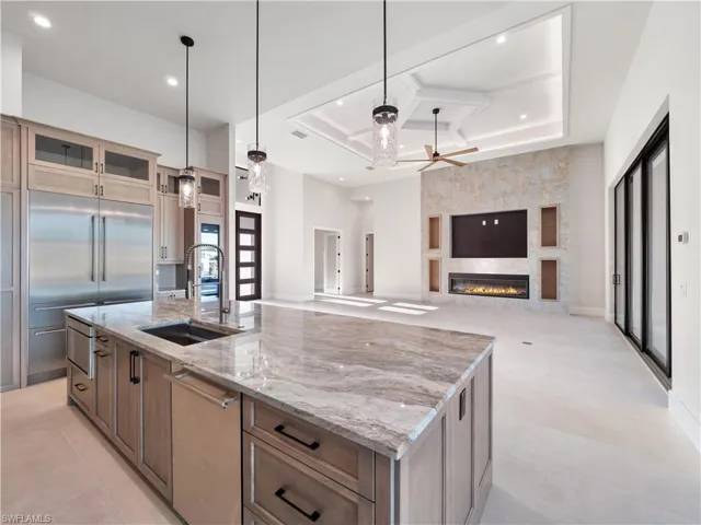 111  Montrose  DR, Fort Myers, FL 33919