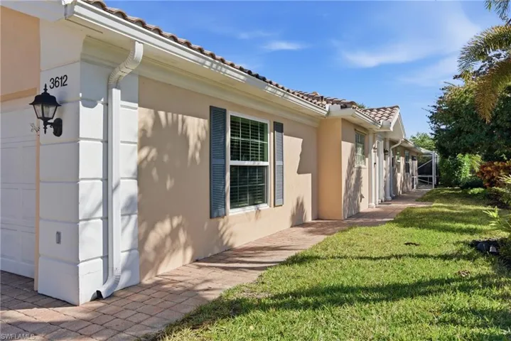 Side entry and lawn