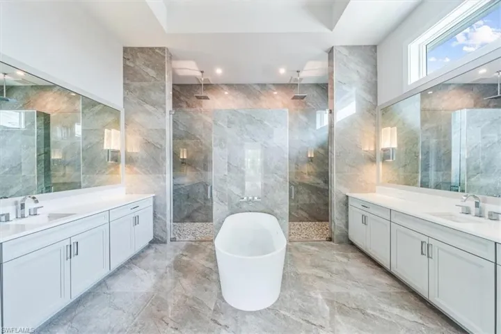 4529 Seagrove Landing Way (the Beach plan) is a Pending pre-construction sale. This is a photo of the primary bathroom Beach on Lot 9 (4518 Seagrove Landing Way - available & move-in ready).