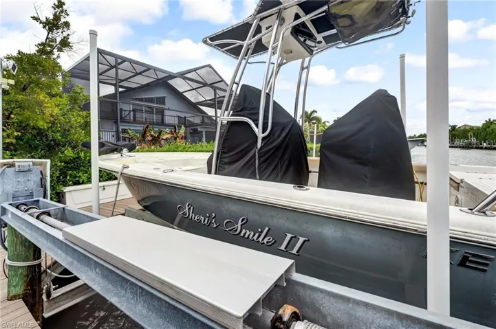 Deeded boat lift. Boat available for separate purchase.